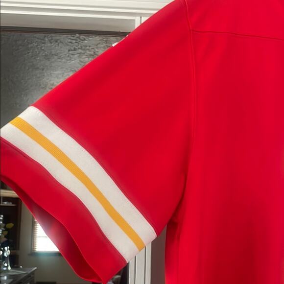 Kansas City Chiefs Mahomes II Jersey with Number 15 - Picture 3 of 6